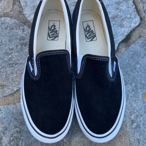 EUC Sample HTF slight platform Suede and canvas Vans - Picture 3 of 8